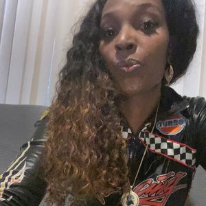 Meet your Posher, Deidre